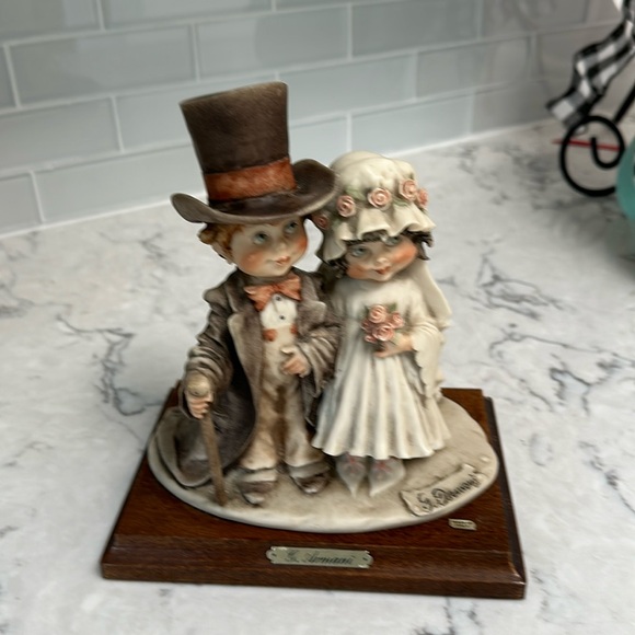 G. Armani Capodimonte bride and groom collectible figurine perfect condition - Picture 1 of 6